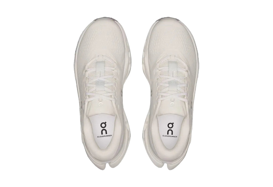 On Cloudrunner 3, Women's