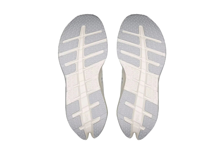 On Cloudrunner 3, Women's