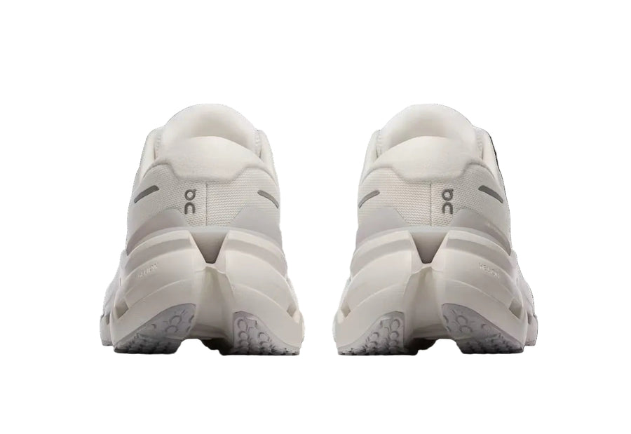 On Cloudrunner 3, Women's